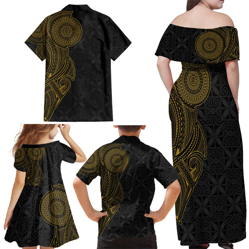 Niue Polynesian Hiapo Tattoo Art Family Matching Off Shoulder Maxi Dress and Hawaiian Shirt Half Style Black Gold Color - Polynesian Pride
