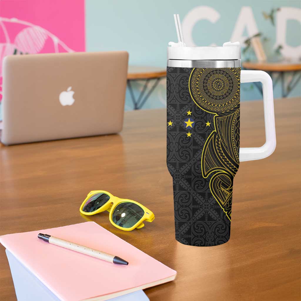 Niue Polynesian Hiapo Tattoo Art Tumbler With Handle Half Style Black Gold Color - Polynesian Pride