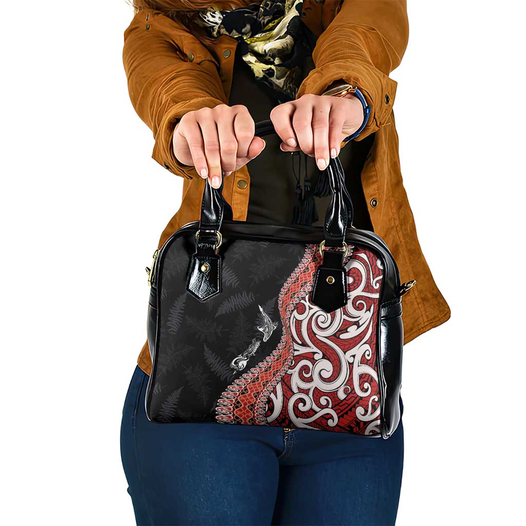 Aotearoa Maori Stylized Koru - Silver Ferns Shoulder Handbag