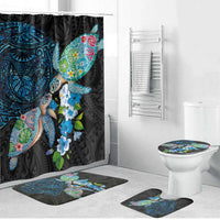 Hawaiian Couple Turtles Honi Bathroom Set Polynesian Art Motifs and Hibiscus Black Blue Color - Polynesian Pride