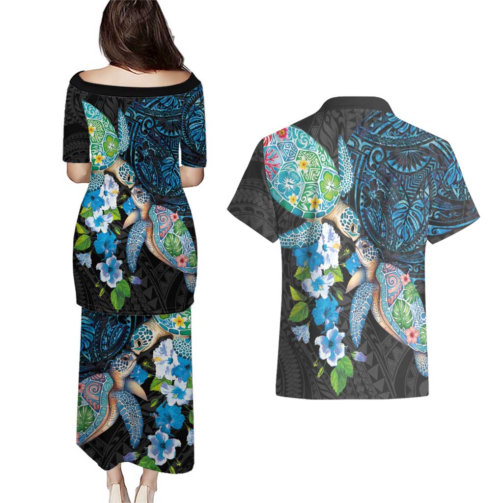 Hawaiian Couple Turtles Honi Couples Matching Puletasi and Hawaiian Shirt Polynesian Art Motifs and Hibiscus Black Blue Color LT03 - Polynesian Pride