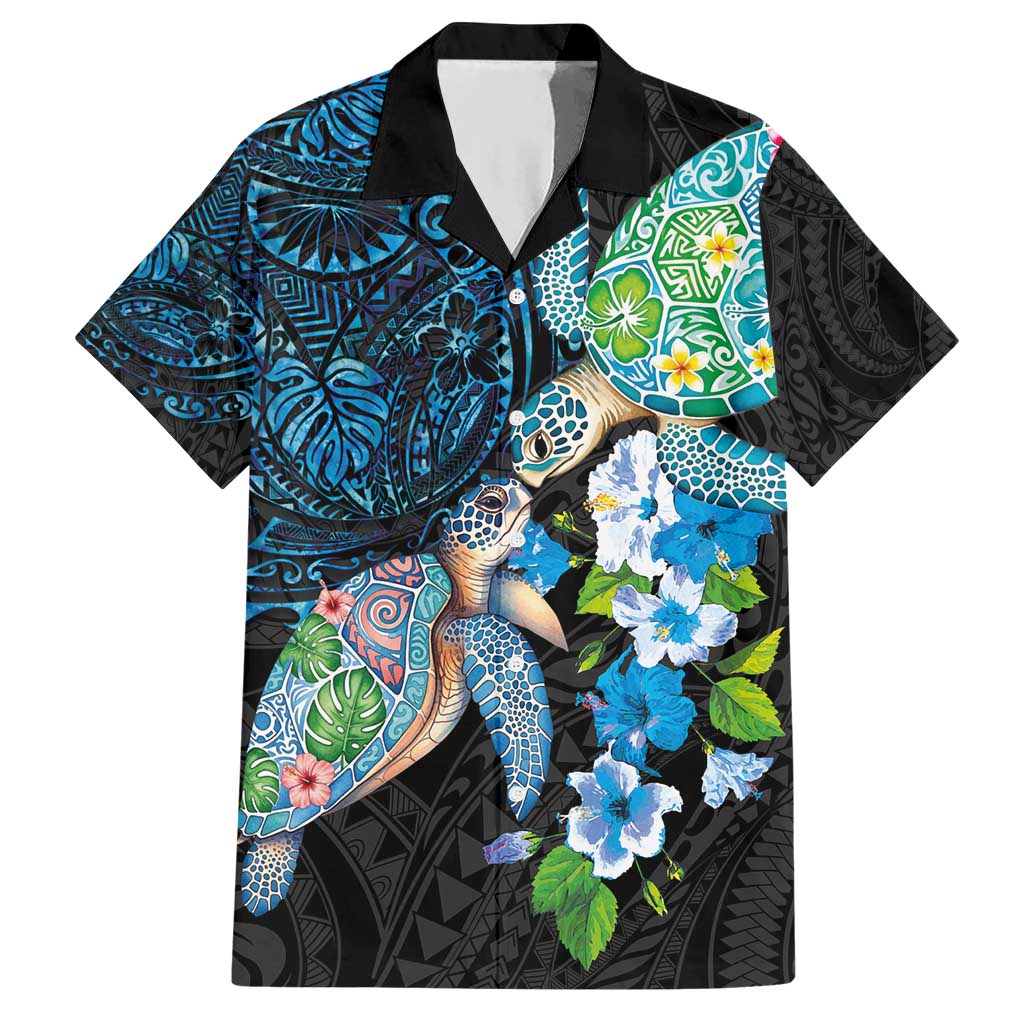 Hawaiian Couple Turtles Honi Hawaiian Shirt Polynesian Art Motifs and Hibiscus Black Blue Color - Polynesian Pride