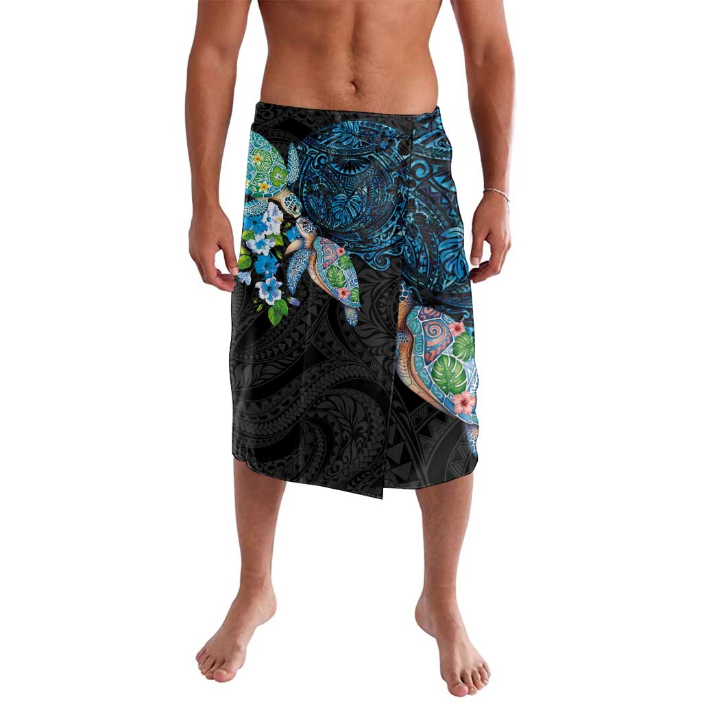 Hawaiian Couple Turtles Honi Lavalava Polynesian Art Motifs and Hibiscus Black Blue Color - Polynesian Pride