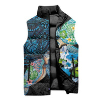 Hawaiian Couple Turtles Honi Sleeveless Puffer Jacket Polynesian Art Motifs and Hibiscus Black Blue Color - Polynesian Pride