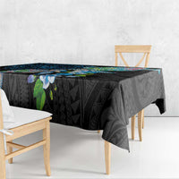 Hawaiian Couple Turtles Honi Tablecloth Polynesian Art Motifs and Hibiscus Black Blue Color - Polynesian Pride
