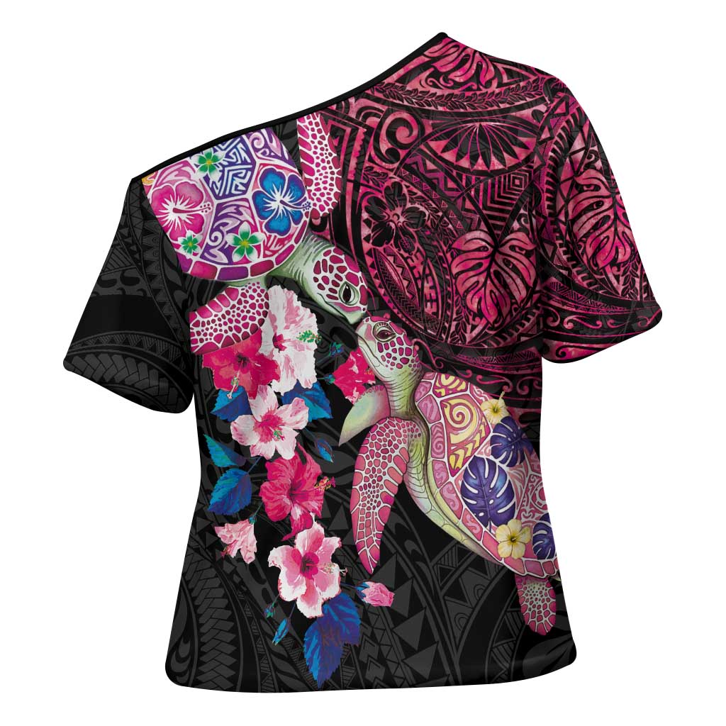 Hawaiian Couple Turtles Honi Cross Shoulder Shirt Polynesian Art Motifs and Hibiscus Black Red Color - Polynesian Pride