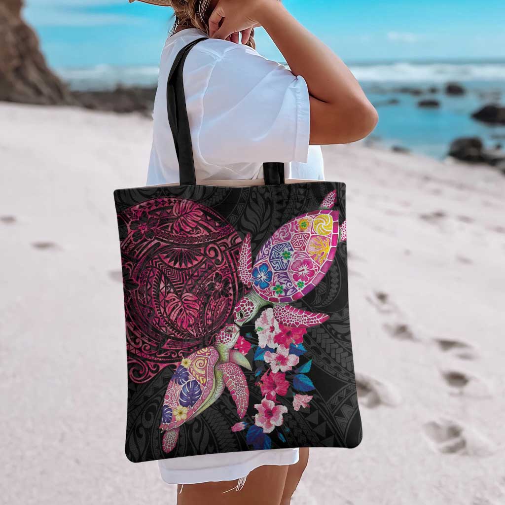 Hawaiian Couple Turtles Honi Tote Bag Polynesian Art Motifs and Hibiscus Black Red Color - Polynesian Pride