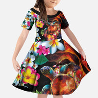 Hawaiian Lei Day Family Matching Puletasi and Hawaiian Shirt Colorful Plumeria and Volcanic Turtle with Abstract Lava Texture LT03 Daughter's Dress Black - Polynesian Pride