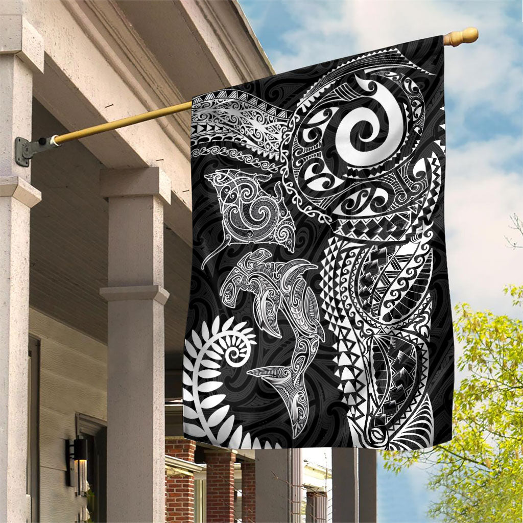 Aotearoa Maori Sea Animals Tribal Garden Flag Manta Ray and Shark Moko Pattern Black Color LT03 House Flag Black - Polynesian Pride