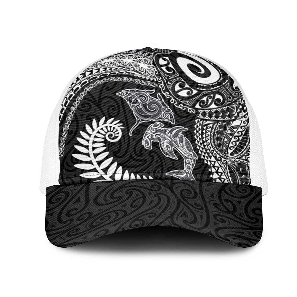 Aotearoa Maori Sea Animals Tribal Mesh Trucker Cap Manta Ray and Shark Moko Pattern Black Color LT03 One Size White Black - Polynesian Pride