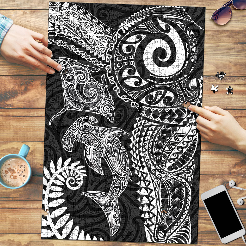 Aotearoa Maori Sea Animals Tribal Puzzle Manta Ray and Shark Moko Pattern Black Color LT03 Black - Polynesian Pride