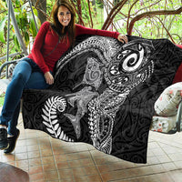 Aotearoa Maori Sea Animals Tribal Quilt Manta Ray and Shark Moko Pattern Black Color