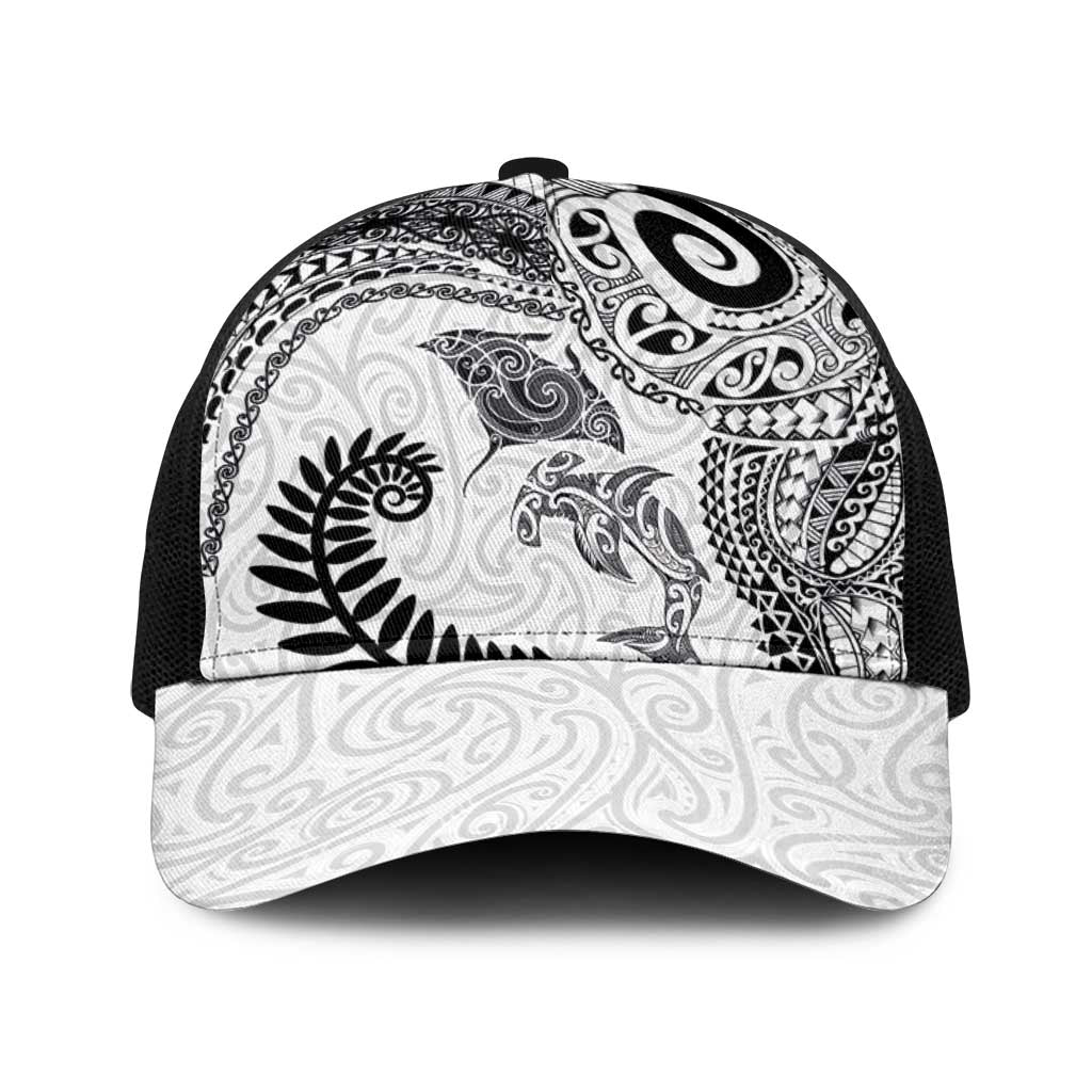 Aotearoa Maori Sea Animals Tribal Baseball Net Cap Manta Ray and Shark Moko Pattern White Color LT03 One Size Black White - Polynesian Pride
