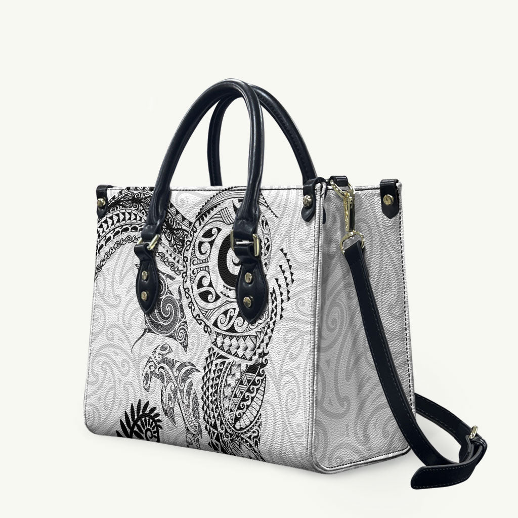 Aotearoa Maori Sea Animals Tribal Leather Bag Manta Ray and Shark Moko Pattern White Color LT03 White - Polynesian Pride
