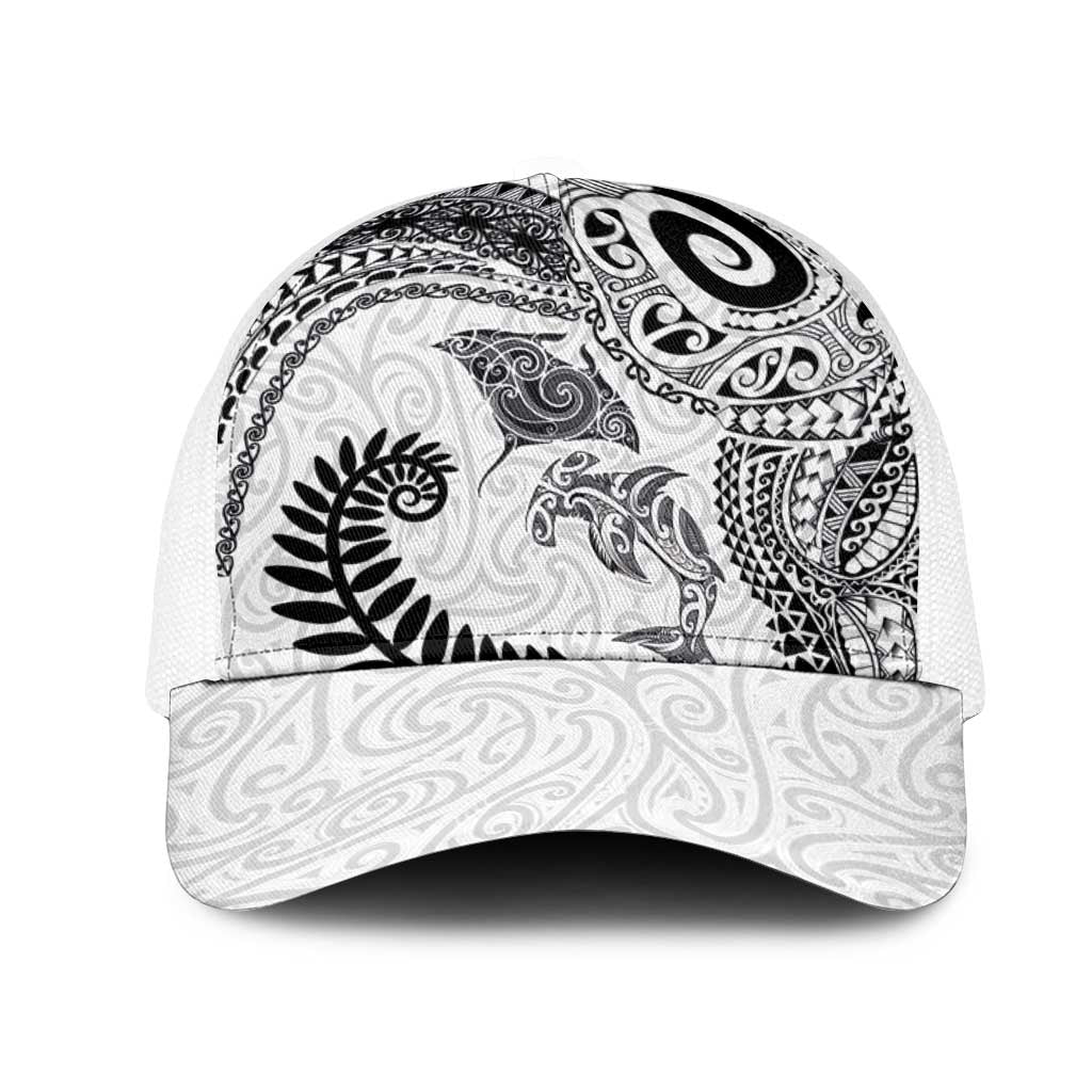 Aotearoa Maori Sea Animals Tribal Mesh Trucker Cap Manta Ray and Shark Moko Pattern White Color LT03 One Size White White - Polynesian Pride