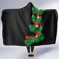 Hawaiian Taro Leaves-Hibiscus and Plumeria Hooded Blanket Polynesian Art-Kakau Tattoo Black LT03 One Size Black - Polynesian Pride