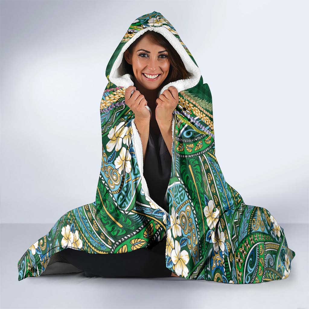 Hawaiian Art Flower Tribal with Lei Hooded Blanket Palaka Pattern Green Color - Polynesian Pride