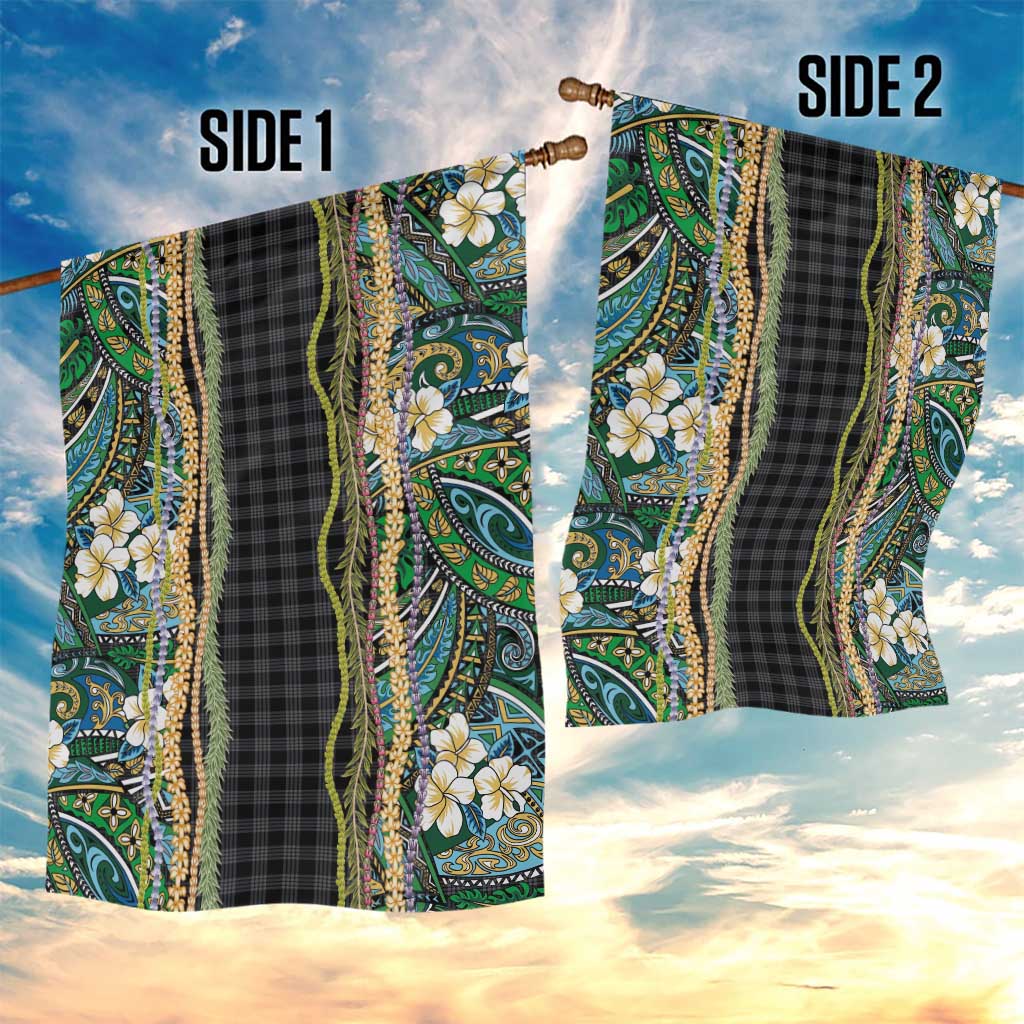 Hawaiian Art Flower Tribal with Lei Garden Flag Palaka Pattern Black Color - Polynesian Pride