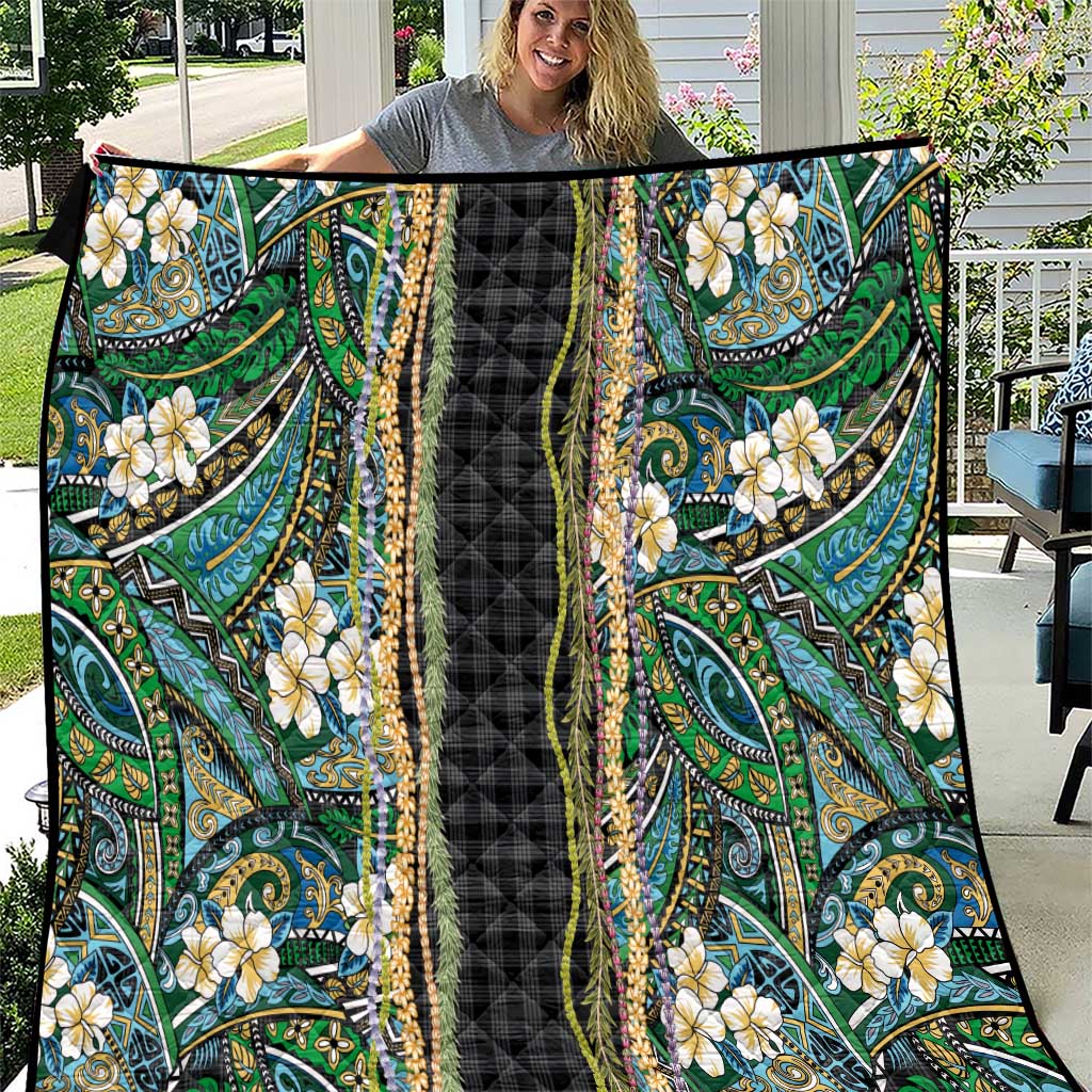 Hawaiian Art Flower Tribal with Lei Quilt Palaka Pattern Black Color - Polynesian Pride