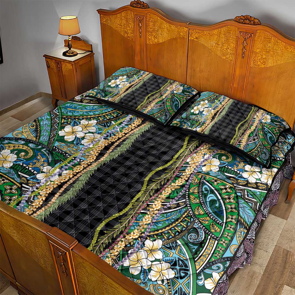 Hawaiian Art Flower Tribal with Lei Quilt Bed Set Palaka Pattern Black Color - Polynesian Pride