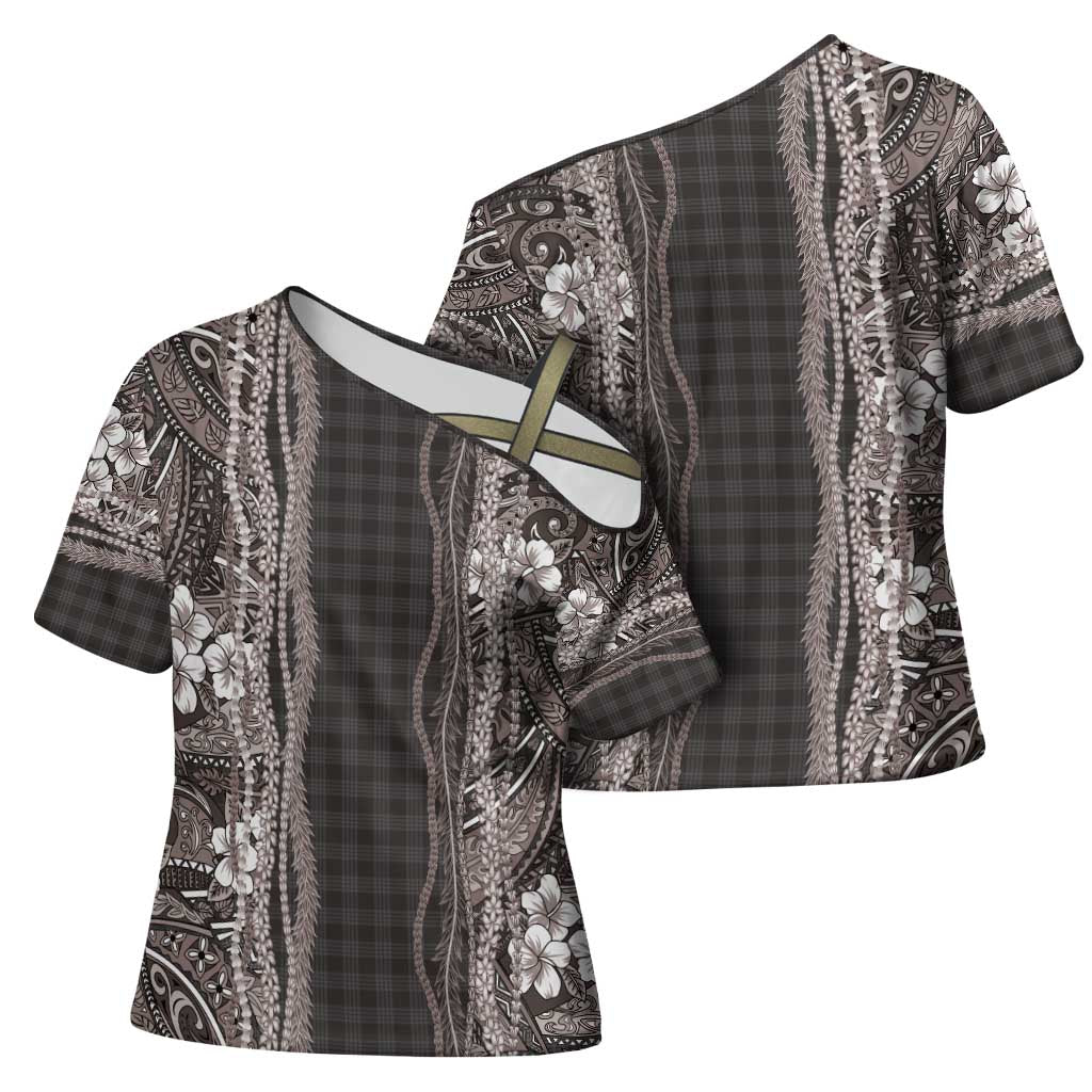 Hawaiian Art Flower Tribal with Lei Cross Shoulder Shirt Palaka Pattern Grayscale - Polynesian Pride