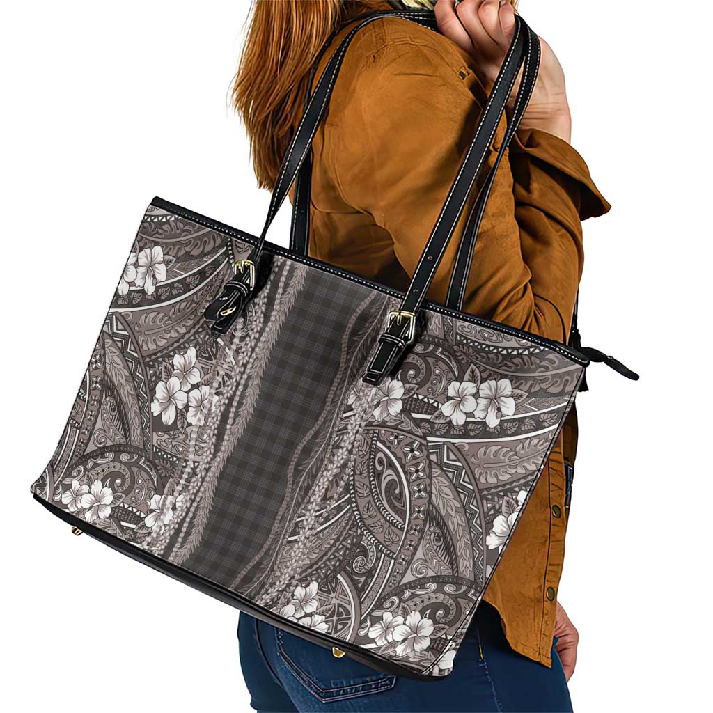 Hawaiian Art Flower Tribal with Lei Leather Tote Bag Palaka Pattern Grayscale - Polynesian Pride