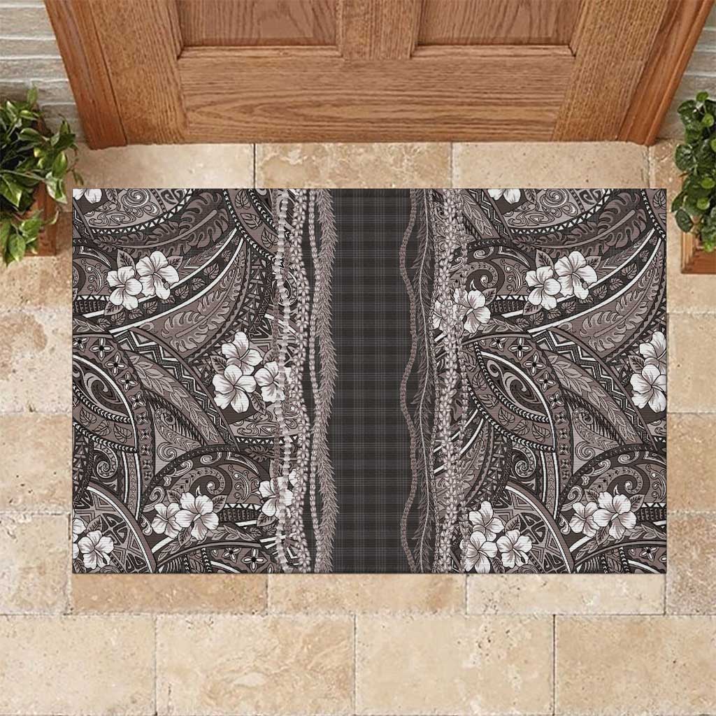 Hawaiian Art Flower Tribal with Lei Rubber Doormat Palaka Pattern Grayscale - Polynesian Pride