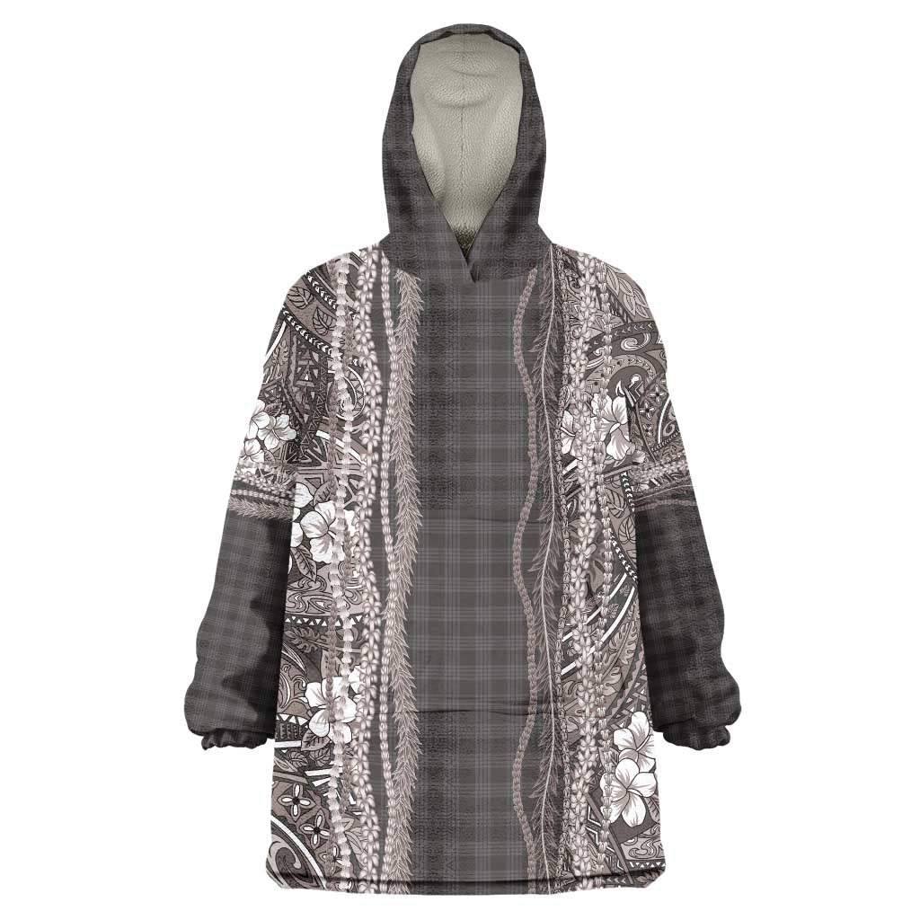 Hawaiian Art Flower Tribal with Lei Wearable Blanket Hoodie Palaka Pattern Grayscale - Polynesian Pride