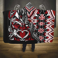 Aotearoa Maori Moko Art with Taniko Half Style Hooded Blanket