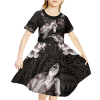 Hawaiian Lei Turtle and Plumeria Kid Short Sleeve Dress Polynerian Art Tattoo-Grayscale Mode