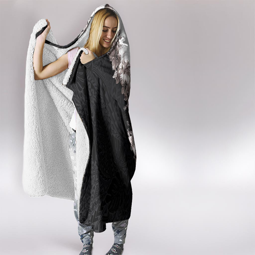 Hawaii Grayscale Hibiscus Flowers Hooded Blanket Polynesian Pattern With Half Black White Version