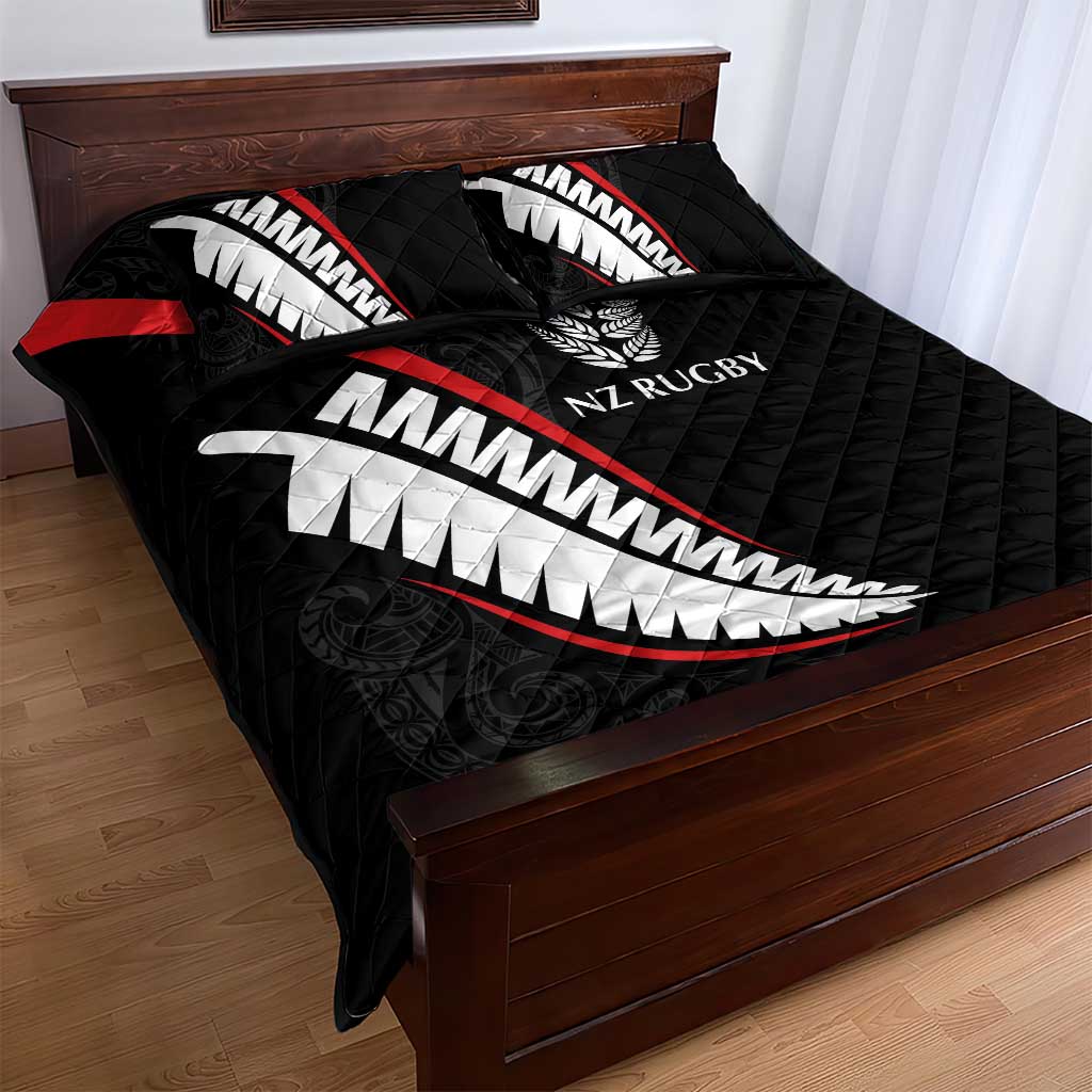 New Zealand Rugby Quilt Bed Set Sporty Silver Fern Shape with Maori Tattoos - Polynesian Pride