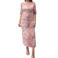 Hawaii Kauai Island Family Matching Puletasi Dress and Hawaiian Shirt Hibiscus Pattern Seamless Tribal Simple Pink Pastel LT03 Mom's Dress Pink - Polynesian Pride