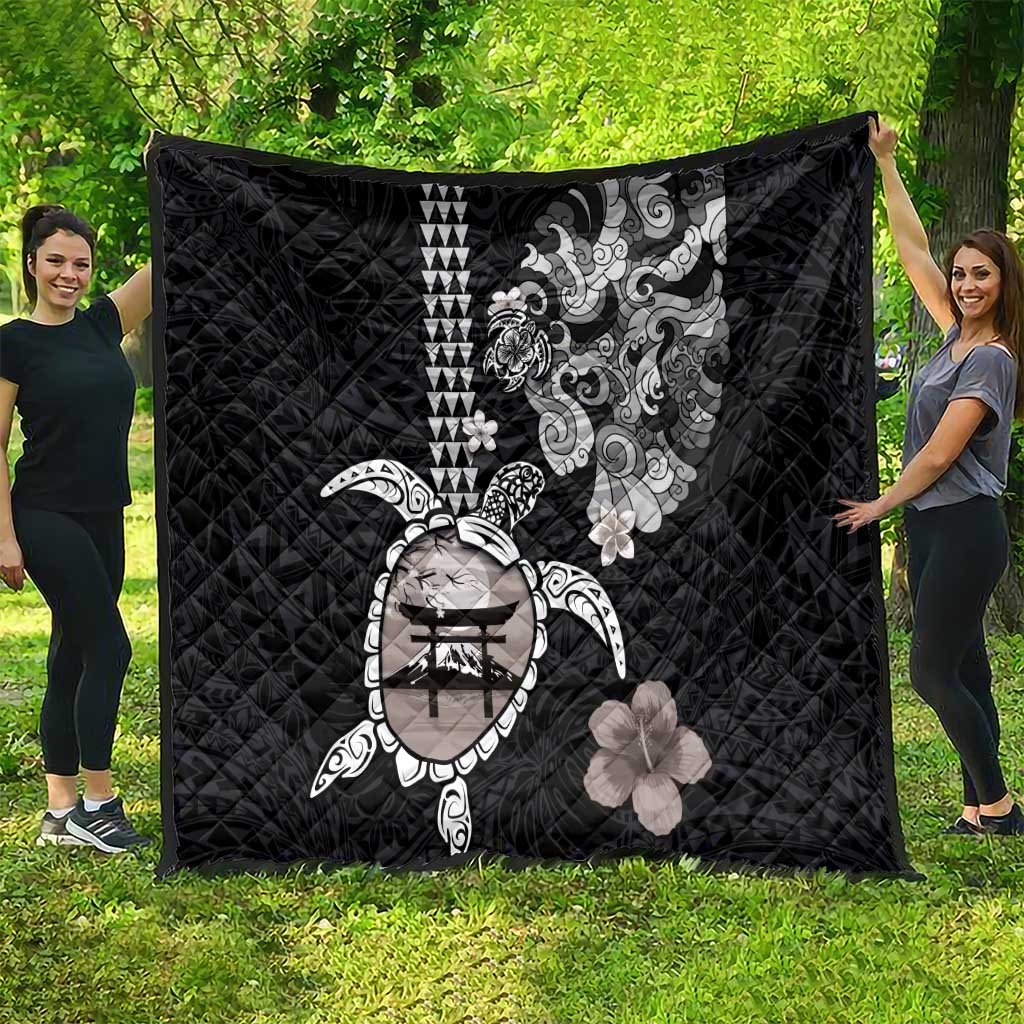 Hawaiian and Japanese Together Quilt Japanese Culture and Turtle Kakau Tattoo Black Color