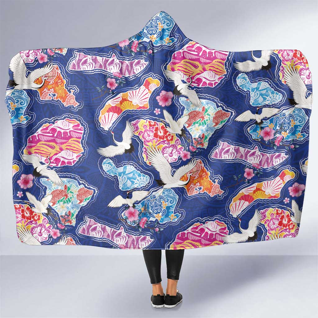 Hawaiian and Japanese Culture Together Hooded Blanket Hawaiian Archipelago Shape Sea Animals LT03 One Size Multicolor - Polynesian Pride