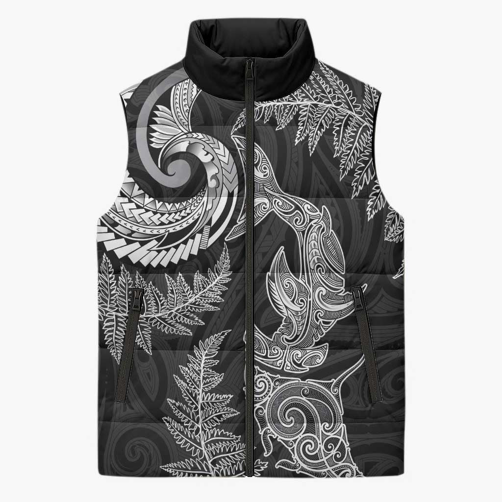 New Zealand Sea Animals with Maori Tribal Tattoo Sleeveless Puffer Jacket Shark Manta Ray with Silver Fern Black