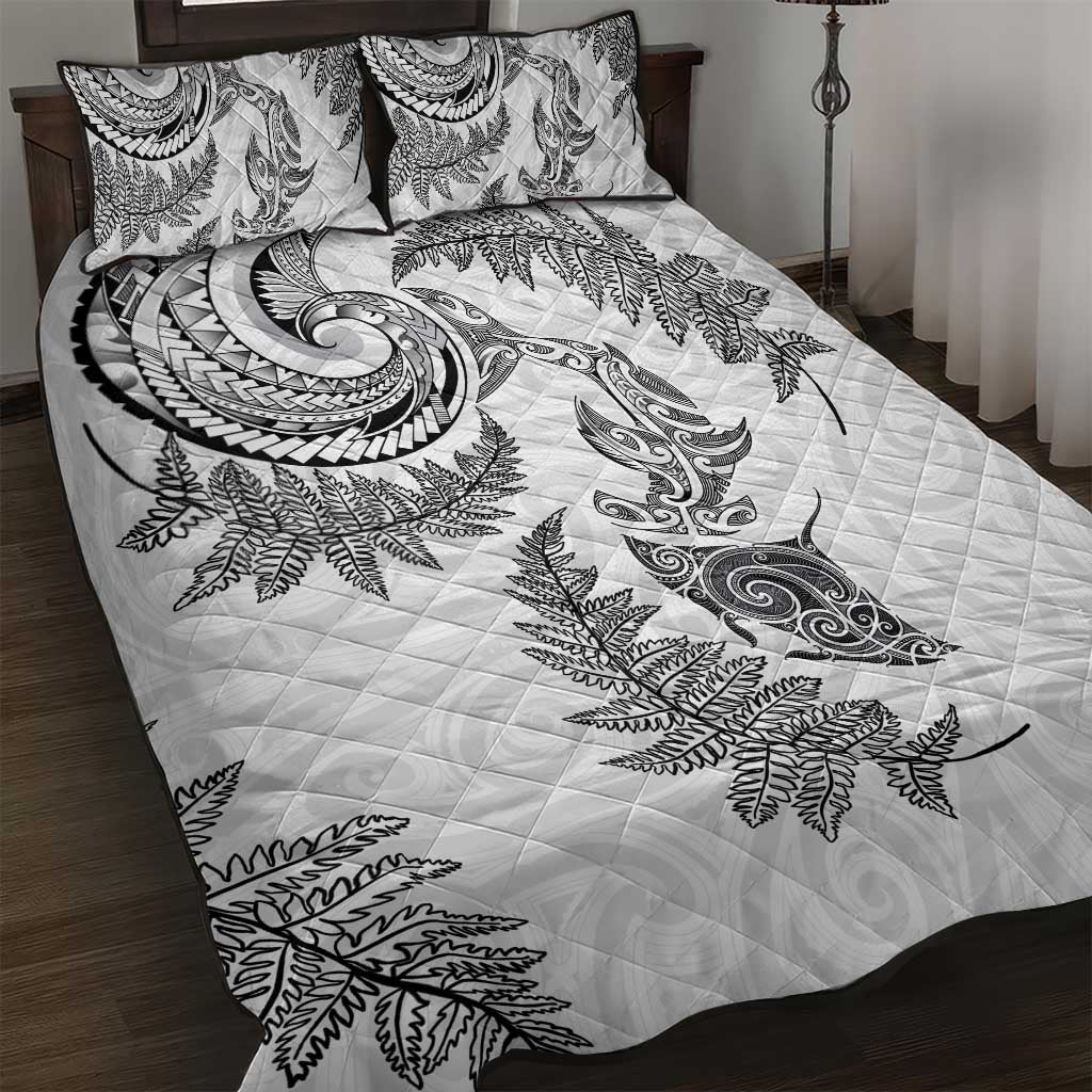 New Zealand Sea Animals with Maori Tribal Tattoo Quilt Bed Set Shark Manta Ray with Silver Fern White