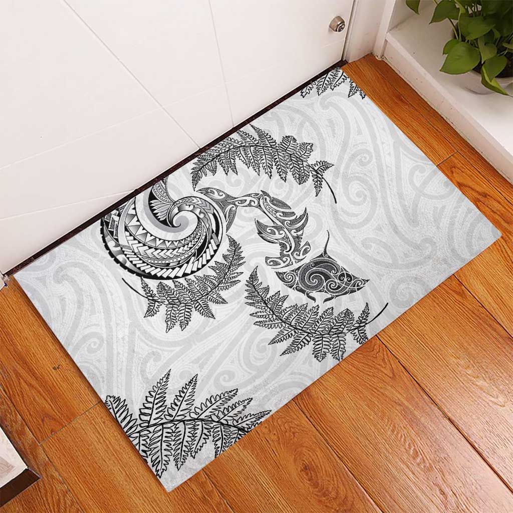 New Zealand Sea Animals with Maori Tribal Tattoo Rubber Doormat Shark Manta Ray with Silver Fern White