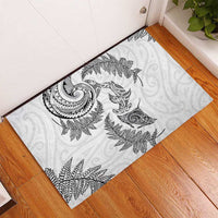 New Zealand Sea Animals with Maori Tribal Tattoo Rubber Doormat Shark Manta Ray with Silver Fern White