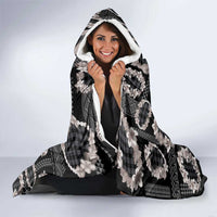 Hawaiian Leis Hooded Blanket Kakau Tattoos and Palaka Pastel Grayscale LT03 - Polynesian Pride