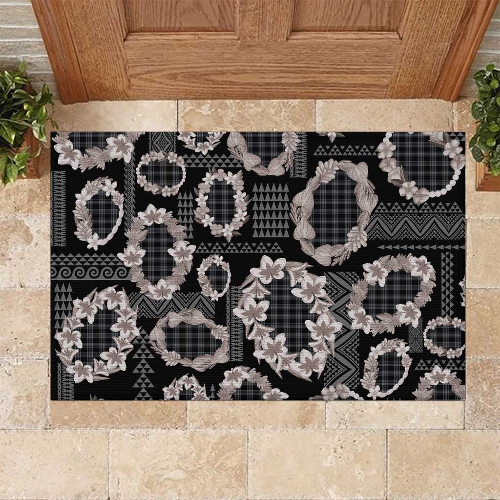 Hawaiian Leis Rubber Doormat Kakau Tattoos and Palaka Pastel Grayscale LT03 Black - Polynesian Pride