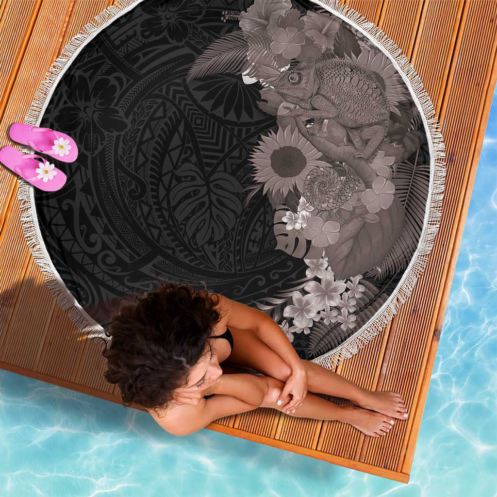 Hawaiian Tropical Plants and Chameleon Beach Blanket Polynesian Art Grayscale - Polynesian Pride