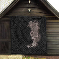 Hawaiian Tropical Plants and Chameleon Quilt Polynesian Art Grayscale - Polynesian Pride