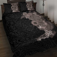 Hawaiian Tropical Plants and Chameleon Quilt Bed Set Polynesian Art Grayscale - Polynesian Pride