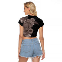 Hawaiian Tropical Plants and Chameleon Raglan Cropped T Shirt Polynesian Art Grayscale - Polynesian Pride