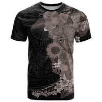 Hawaiian Tropical Plants and Chameleon T Shirt Polynesian Art Grayscale - Polynesian Pride