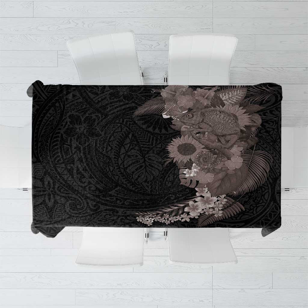 Hawaiian Tropical Plants and Chameleon Tablecloth Polynesian Art Grayscale - Polynesian Pride