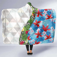 Hawaiian Tropical Flowers and Leaves Hooded Blanket on Leopard Pattern Half Style White-Blue Version - Polynesian Pride