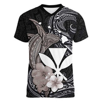 Hawaiian Whale and Kanaka Maoli Symbol Women V-Neck T-Shirt Hibiscus with Hawaii Map and Polynesian Tattoo Grayscale Color LT03 Female Black - Polynesian Pride