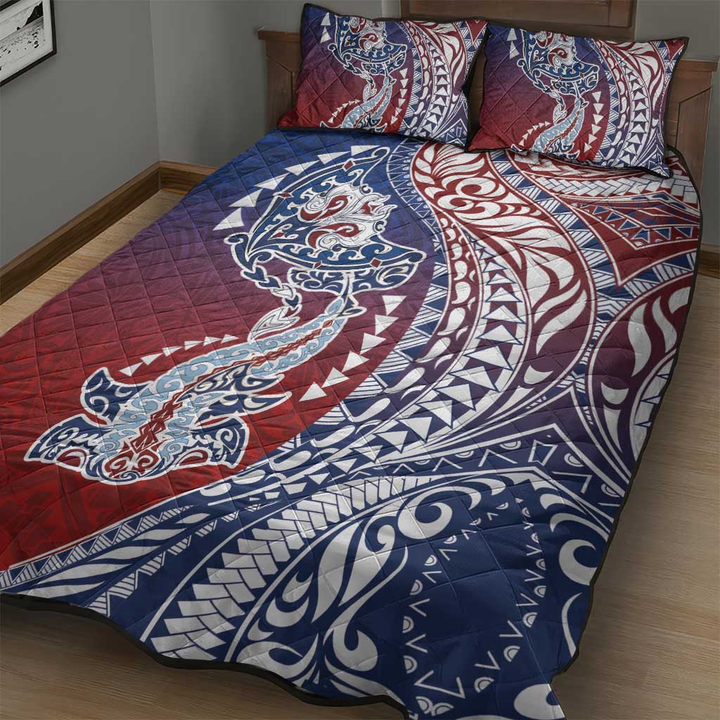 Hawaiian Manta Ray and Hammerhead Shark Tribal Tattoo Quilt Bed Set with Polynesian Tribal Pattern Hawaii Flag Color LT03 - Polynesian Pride